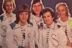 Rank-Favorite-Vinyl-Cover-Shit-Art-Vol.1-010