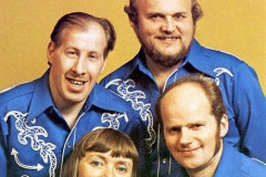 Rank-Favorite-Vinyl-Cover-Shit-Art-Vol.1-077